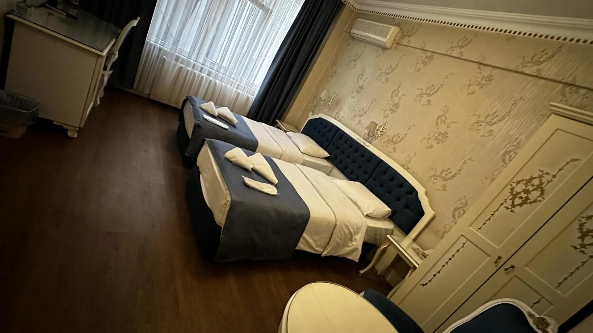 Taxim Alyon Hotel Istanbul City Center